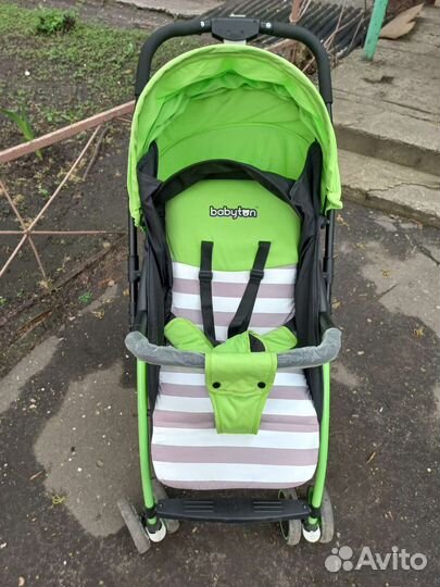 Прогулочная коляска