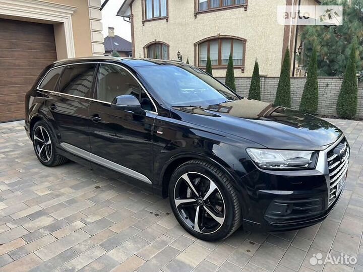 Разбираю Audi Q7 4M 3.0 TDI