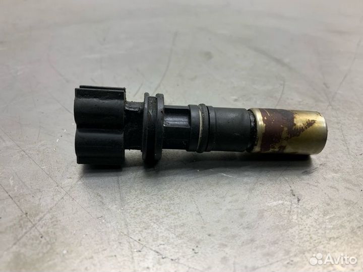 Датчик положения коленвала Toyota Prius Hybrid