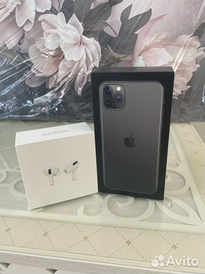 Коробка от iPhone 11 pro max(оригинал)