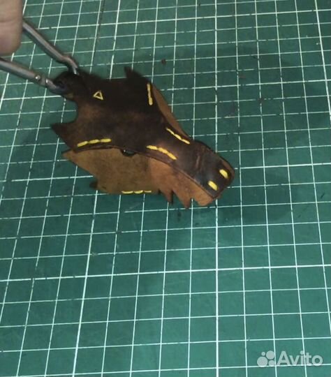 Брелок для ключей из натуральной кожи