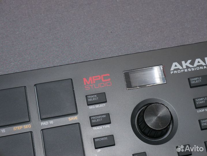 Akai MPC Stuido 2 Контроллер Ай-Шефф