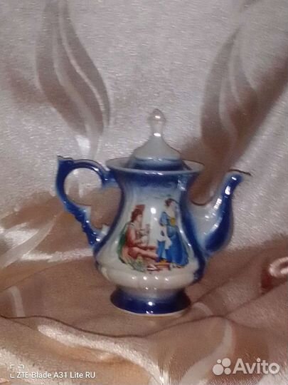 Стакан, графин, чайник, ваза, статуэтка