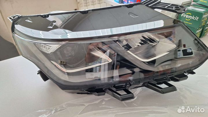 Фара правая Geely Coolray full led