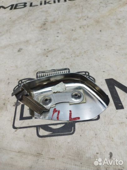 Накладка двери хром передняя левая Mercedes-Benz