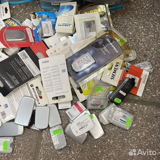 Батарейки на телефон б/у