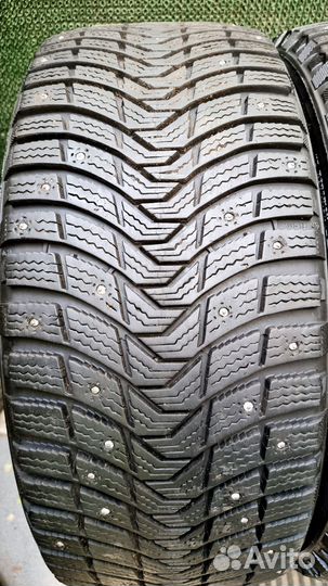 Michelin X-Ice North 3 255/45 R19 104H