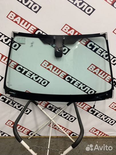 Лобовое стекло Range Rover Sport 2