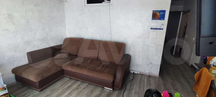 2-к. квартира, 50 м², 3/9 эт.