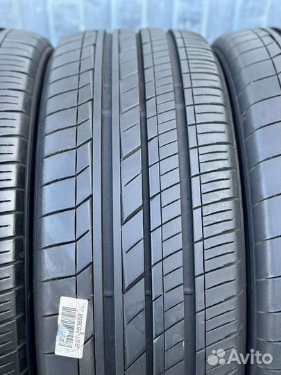 Toyo Tranpath LuII 235/50 R18 101W