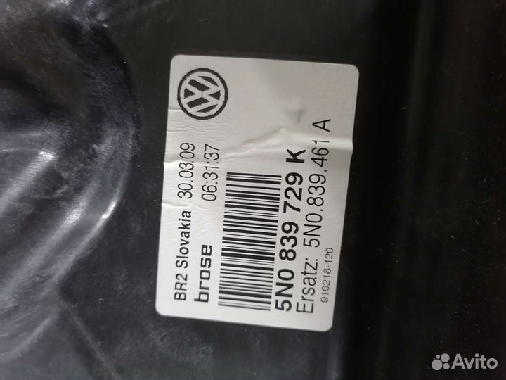 Стеклоподъемник задний левый Tiguan