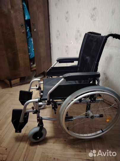 Инвалидная коляска новая