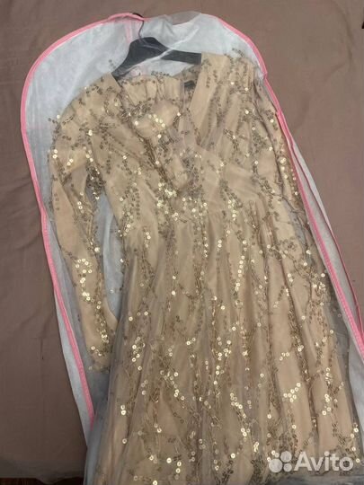 Вечернее платье в пол 42 размер