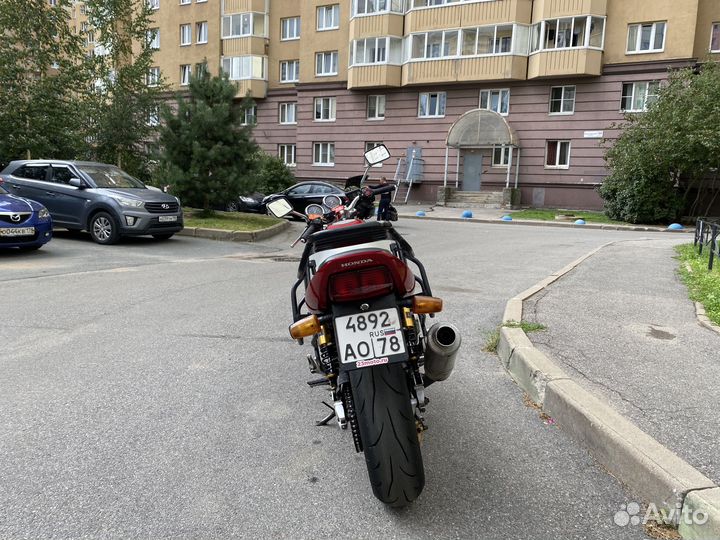 Honda cb400sf vtec 2