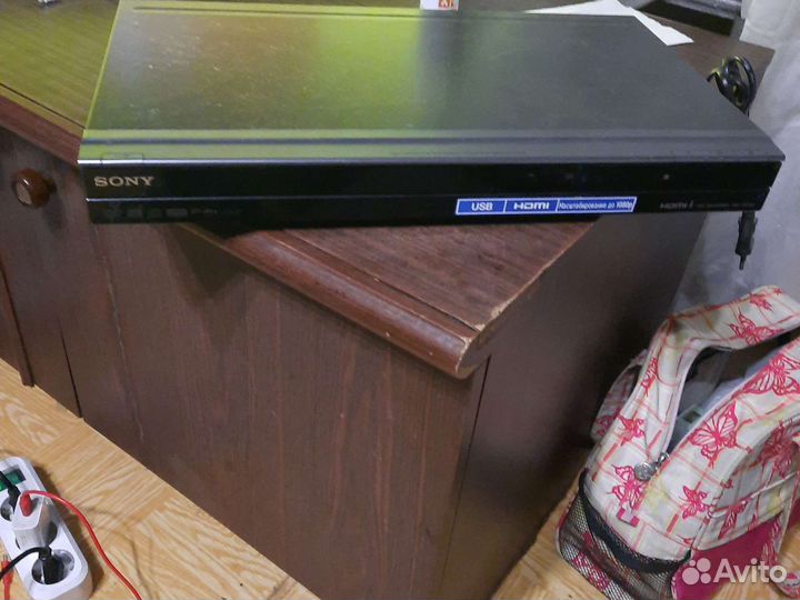 Портативный dvd плеер