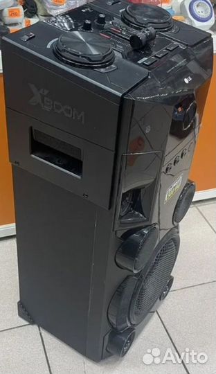 Музыкальный центр