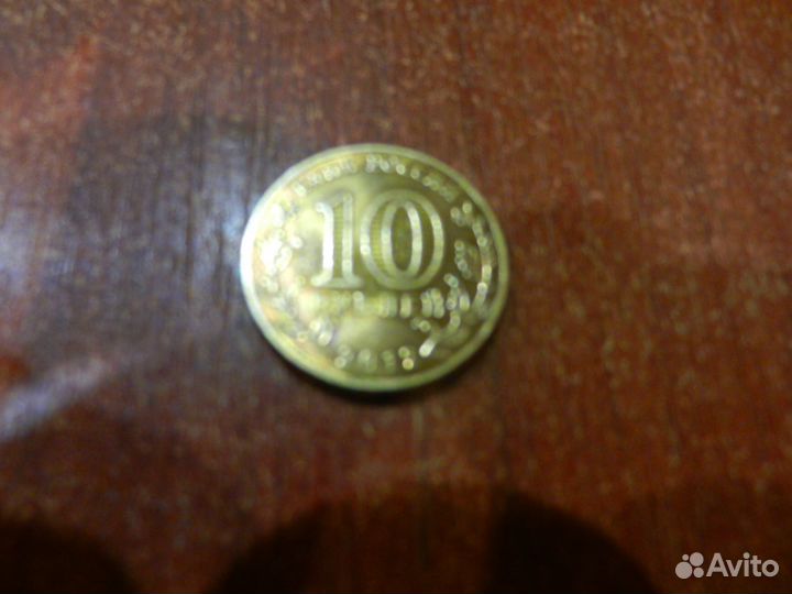 Продам 25,10,5,2 р монеты