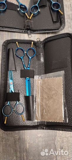 Набор парикмахерских ножниц