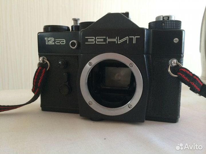 Советский фотоаппарат Зенит 12 сд
