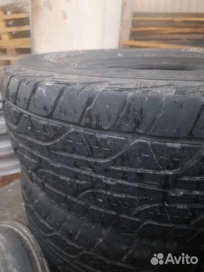 Dunlop Grandtrek AT3 215/75 R15