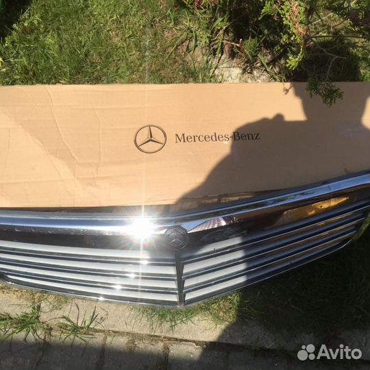 Решетка капота для Mercedes Benz