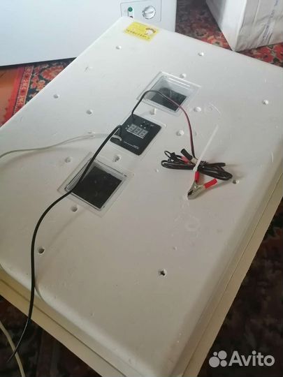 Инкубатор для яиц автоматический