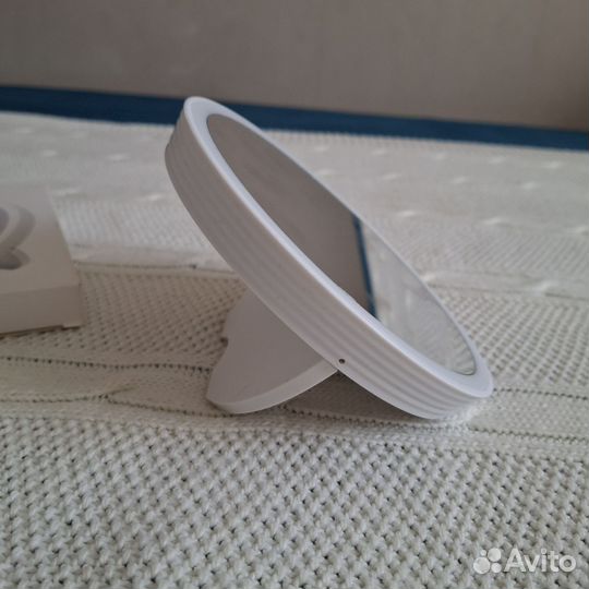 Зеркало с подсветкой настольное