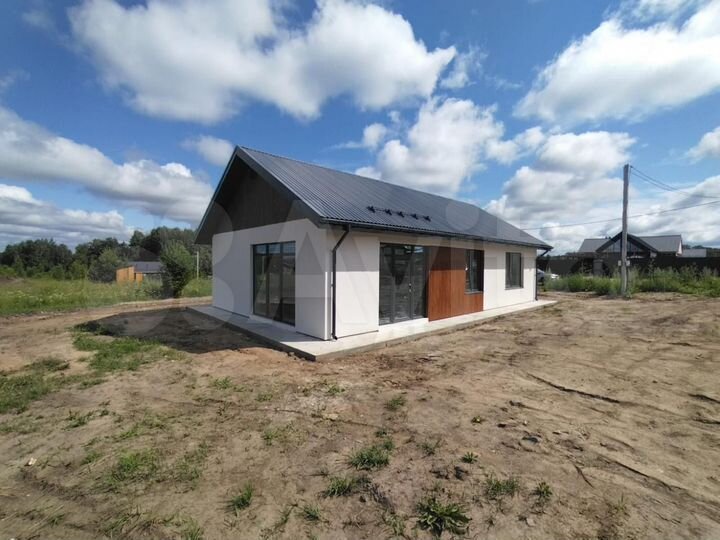 Дом 100 м² на участке 8 сот.