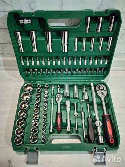 Набор инструментов 94 или 82 предмета