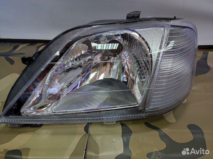 Фара Renault Logan I