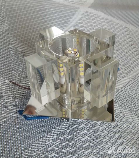 Светильник потолочный встраиваемый