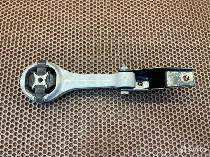 Опора двигателя задняя Skoda Rapid