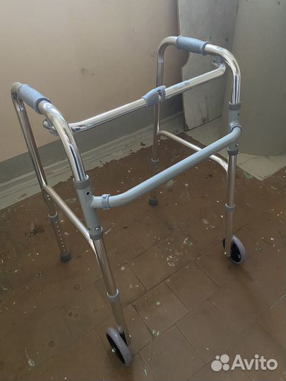 Инвалидные ходунки