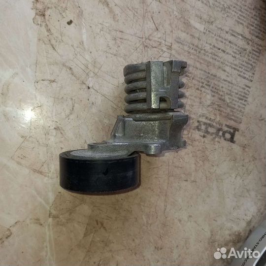 Натяжитель грм с роликом (WAG)