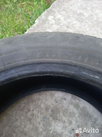 Bridgestone Ecopia EP850 215/60 R17 96H