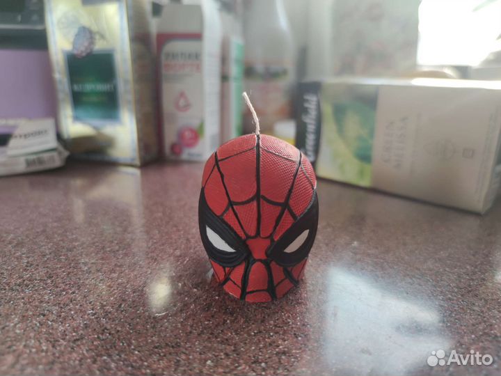 Свечка человек-паук