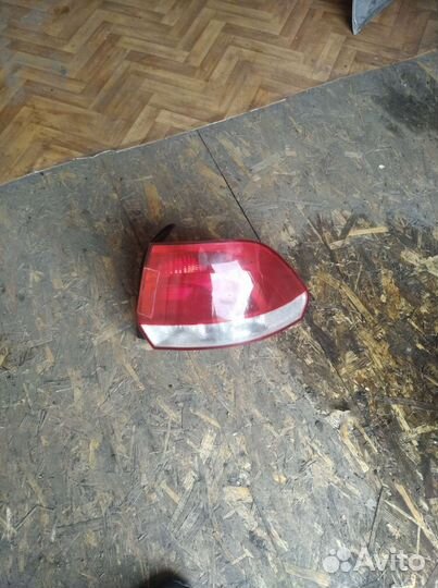 Задний. Фонарь volzwagen Polo Sedan