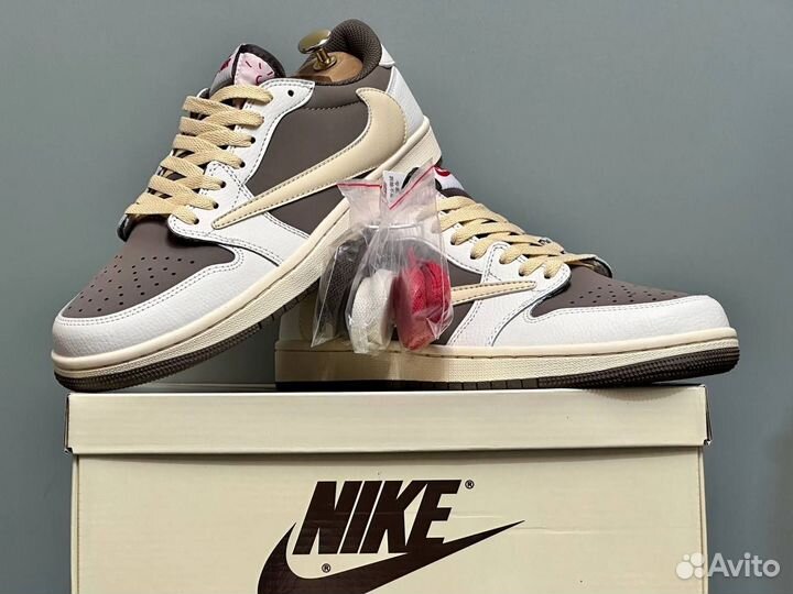 Travis Scott x Nike Air Jordan 1 Low Reverse Mocha