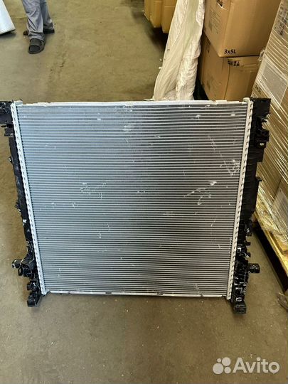 Радиатор охлаждения BMW X5M F95 X6M F96