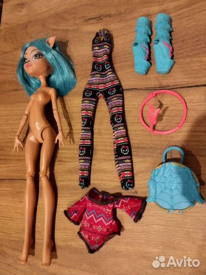 Кукла монстер хай Изи