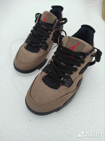 Кроссовки Nike зимние