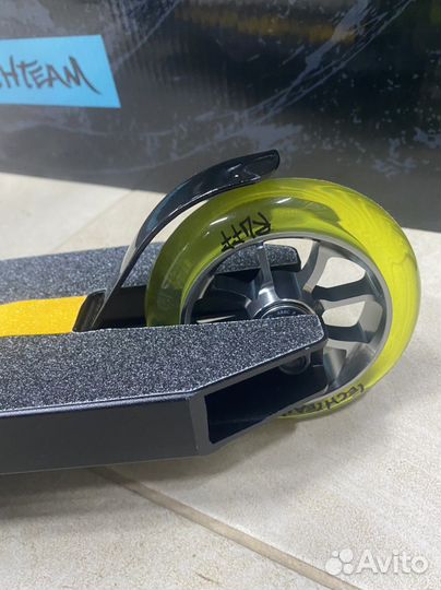 Самокат трюковой Tech Team Ruff