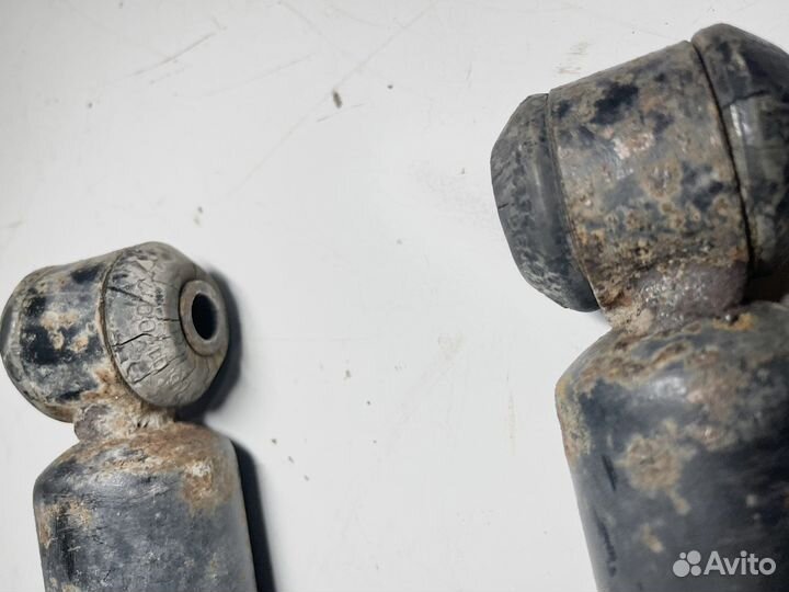 Амортизатор передний Mercedez W140