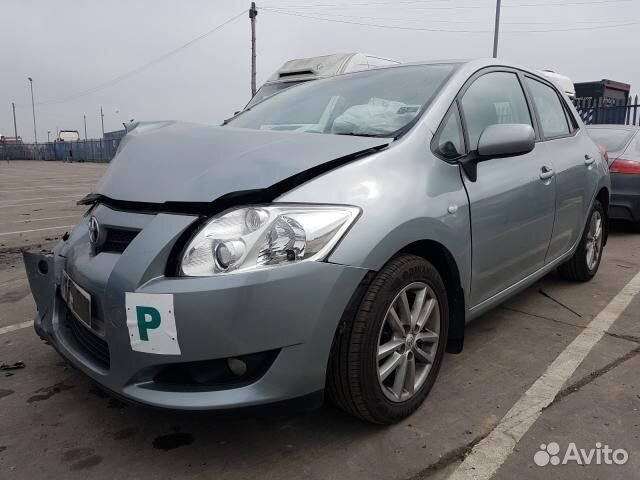 Разбор на запчасти Toyota Auris E15