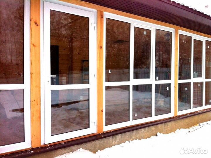 Дверь входная пластиковая