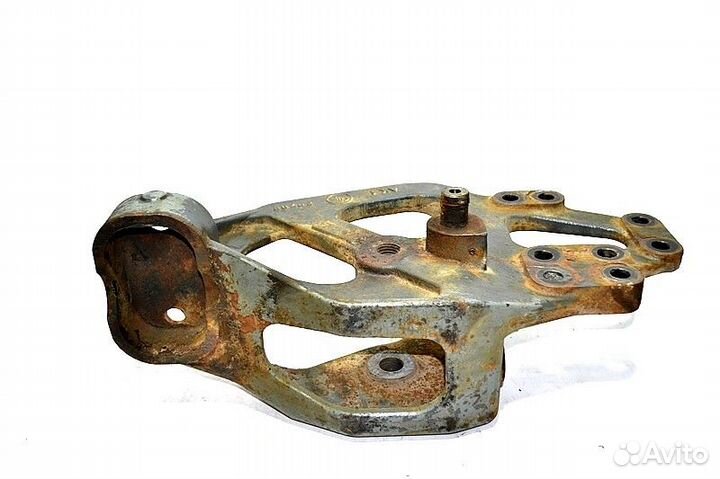 Кронштейн рессоры, переднего моста, передний правы