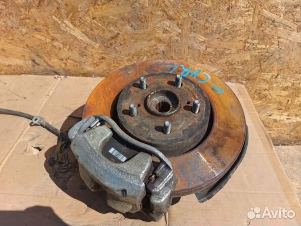 Поворотный кулак передний Toyota C-HR