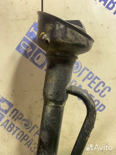 Горловина топливного бака Nissan Note хэтчбек 1.6