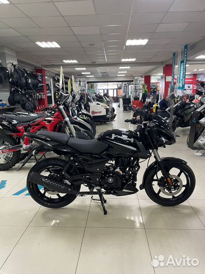 Мотоцикл Bajaj Pulsar 180 черный глянцевый