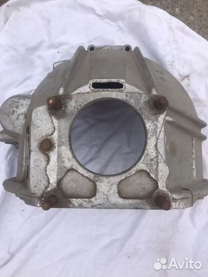 Картер сцепления